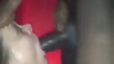 Làm thế nào để sâu họng đen một gà 2