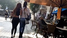 quần Jean tight ass sexy với thong popping ra đi bộ