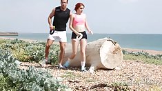 joybear phù hợp với cái redhead yêu thương con gà trống