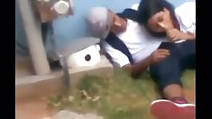 Bắt nó! Blowjob bên ngoài