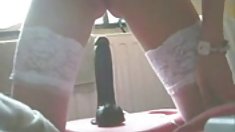 ngồi trên tuyệt vời dildo