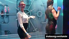 câu lạc bộ bi babes có công sex orgy