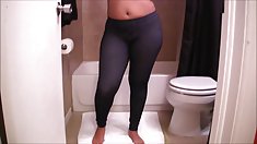 sexy ass latina ướt spandex 2