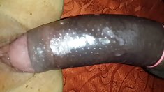 dandole duro mientras el marido escucha por telefono